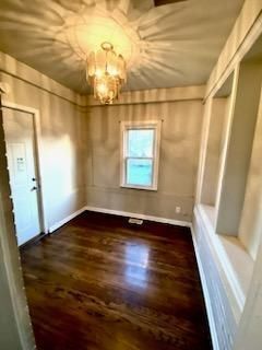 Building Photo - 3 Bedroom, 2 Bath, Newly rehabbed