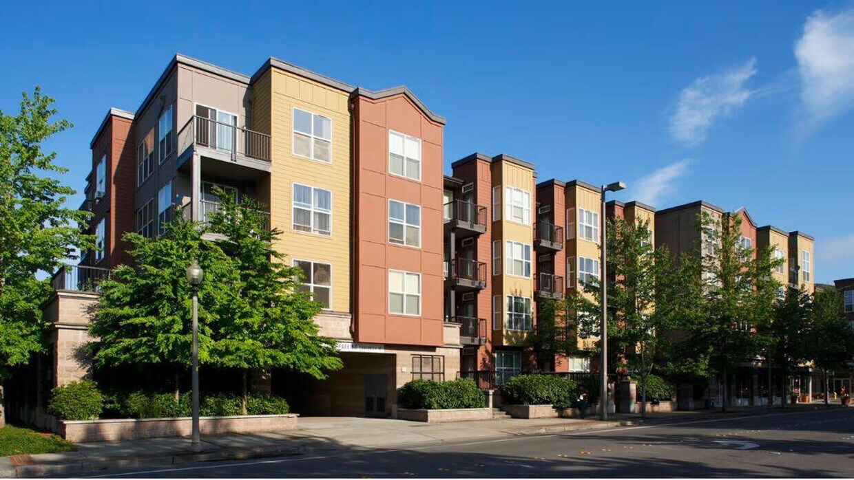 Primary Photo - 16080 NE 85th St