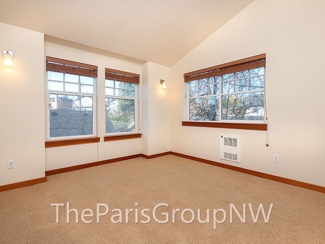 Foto del edificio - Gorgeous Green Lake 3BR TH – Walk to Swim,...