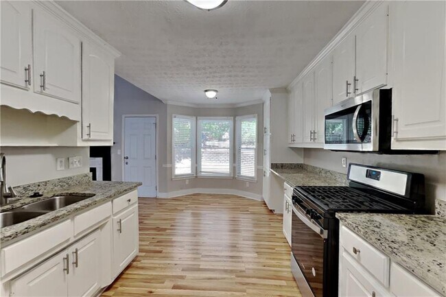 Building Photo - 566 Wine Cluster Ct