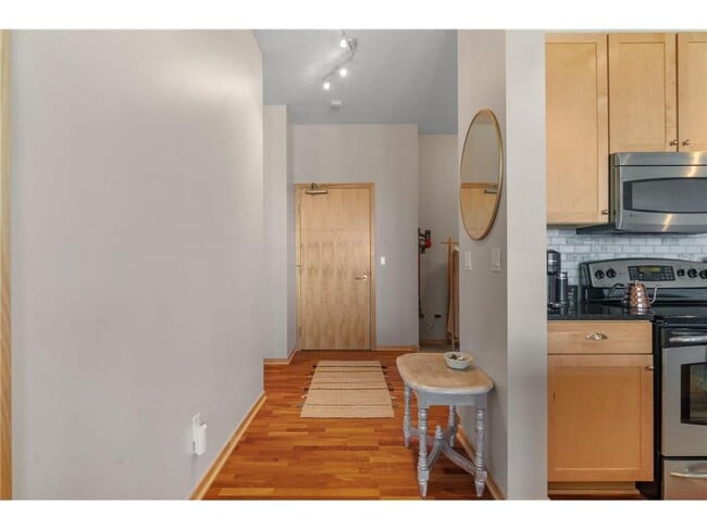 Building Photo - 4525 Park Commons Dr