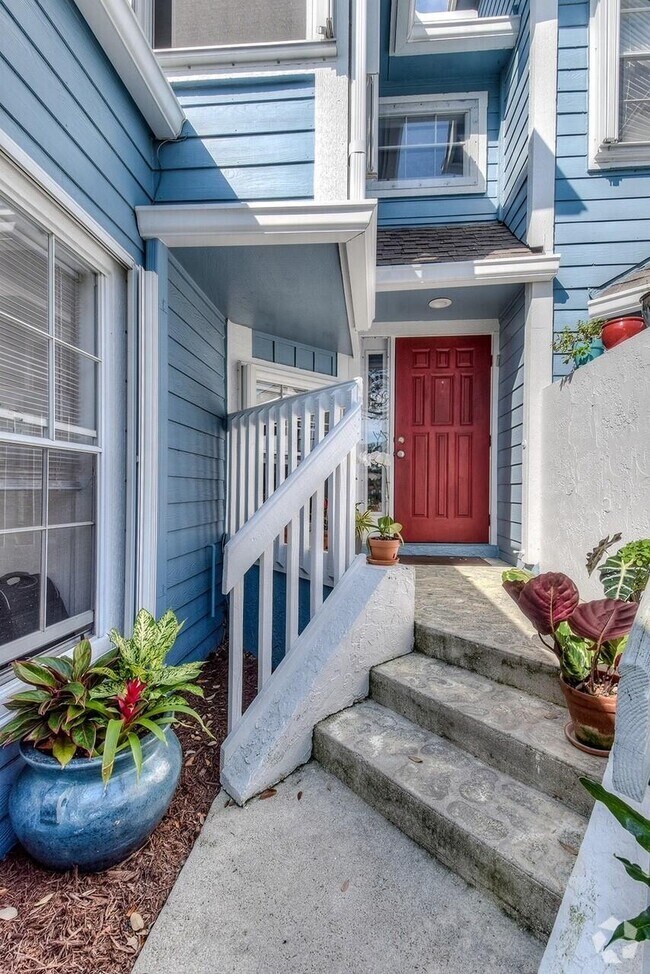 The Bluffs Apartments for Rent with Hardwood Floors Jupiter, FL 16