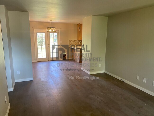 Foto del edificio - 700 Dawn Ave