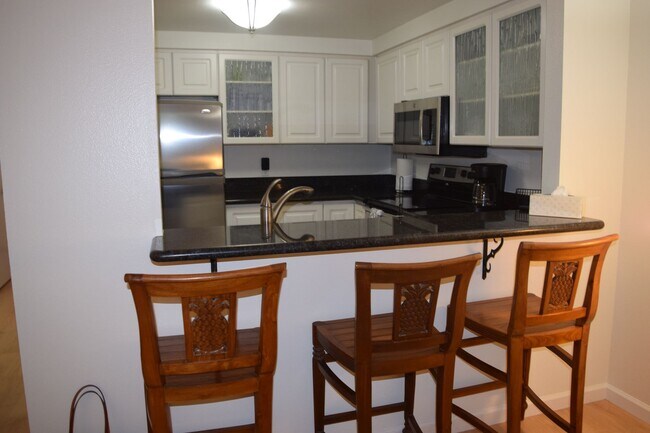 Foto del edificio - Kihei Shores F208 2 bd. 2 ba. furnished unit. Available June 15th or July 1st