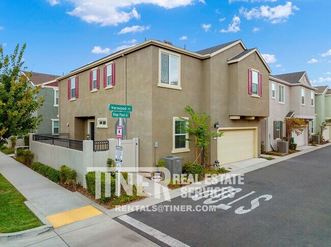 Foto del edificio - West Park Roseville 4 Bedroom Home
