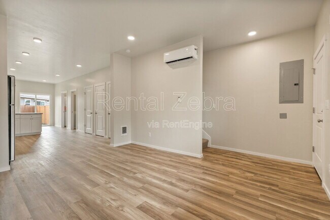 Foto del edificio - 1682 SW Salmon Ave