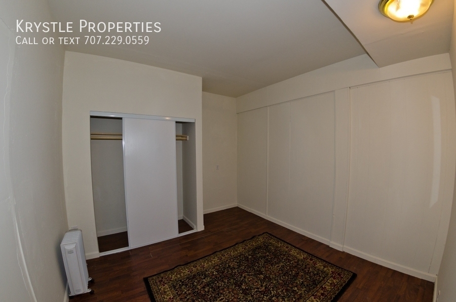 Foto del edificio - Coming Soon ***** Ground-Level Apartment i...