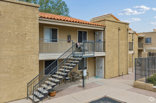 Building Photo - Bellevue Gardens Apartments