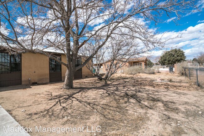 Building Photo - 3 br, 1 bath House - 3317 Condershire Dr SW