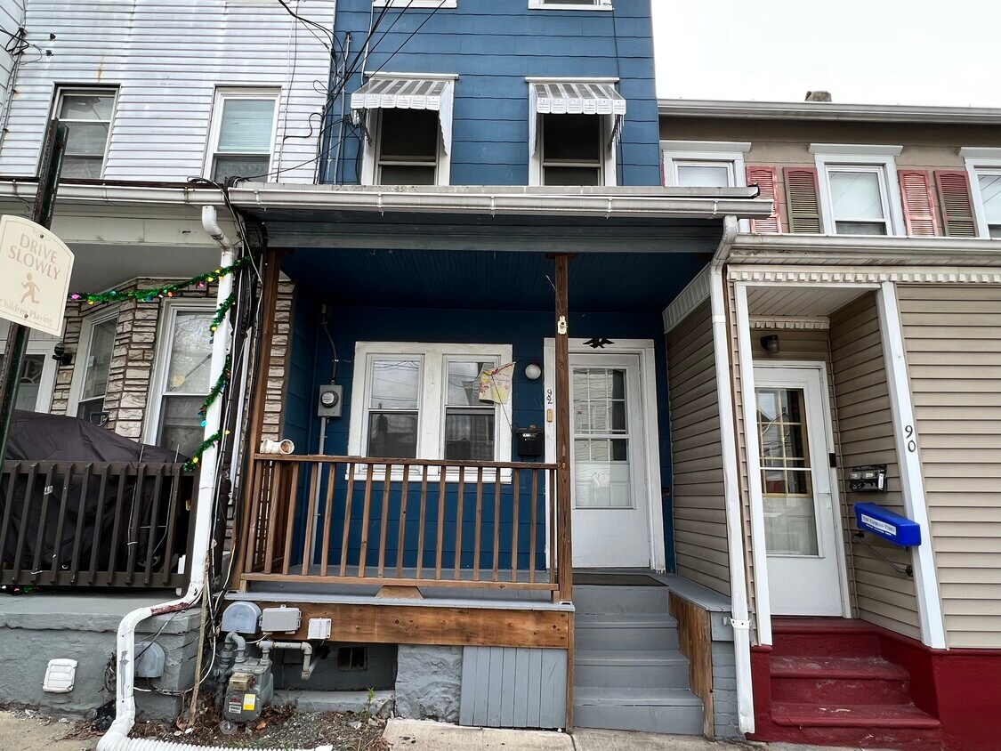 Primary Photo - 92 Mercer St