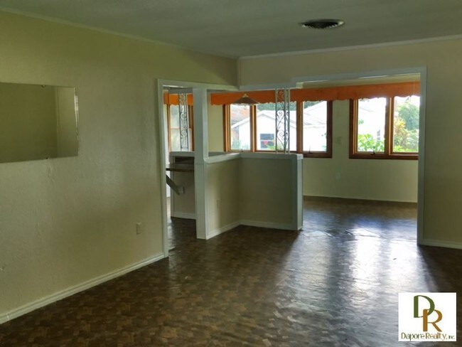 Foto del edificio - 3428 Holliday Ave