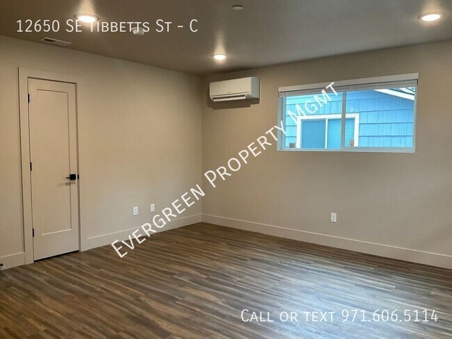 Foto del edificio - Your Ideal Home Awaits! Light-filled Livin...