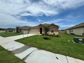 Building Photo - 209 Blanco Dr