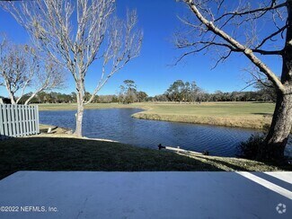 Building Photo - 160 Bermuda Ct