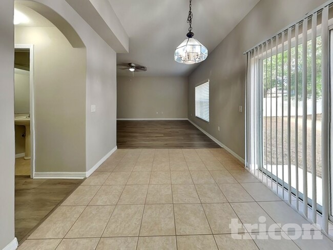 Building Photo - 13409 Teaberry Ln
