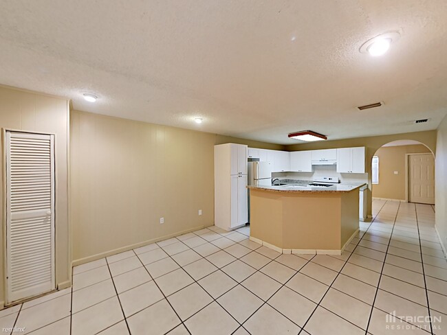 Building Photo - 4900 Pimlico Ct