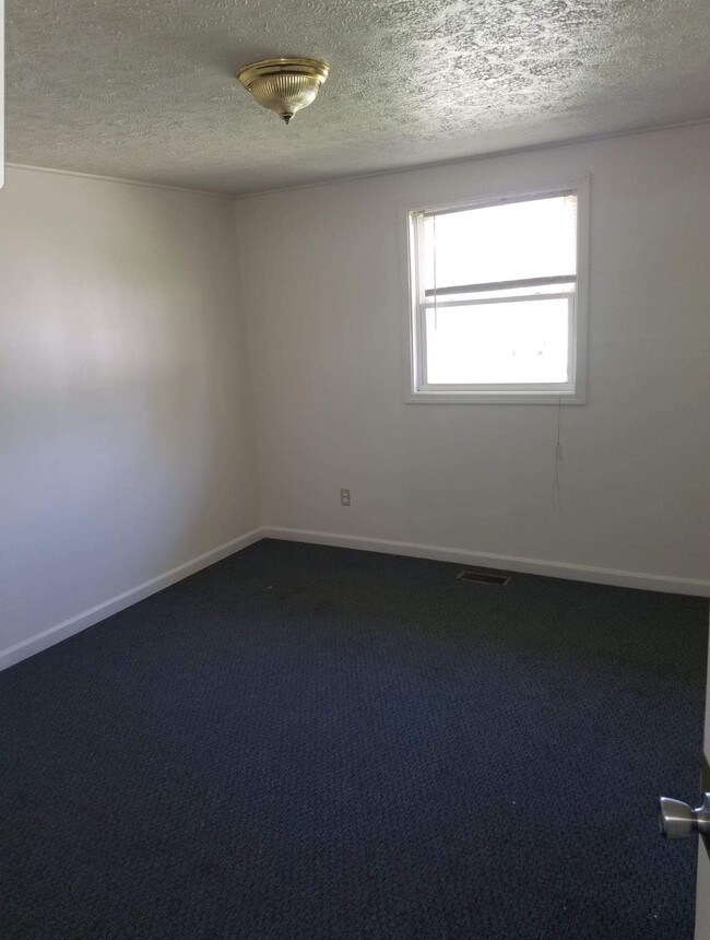 Building Photo - 759 Prather Dr