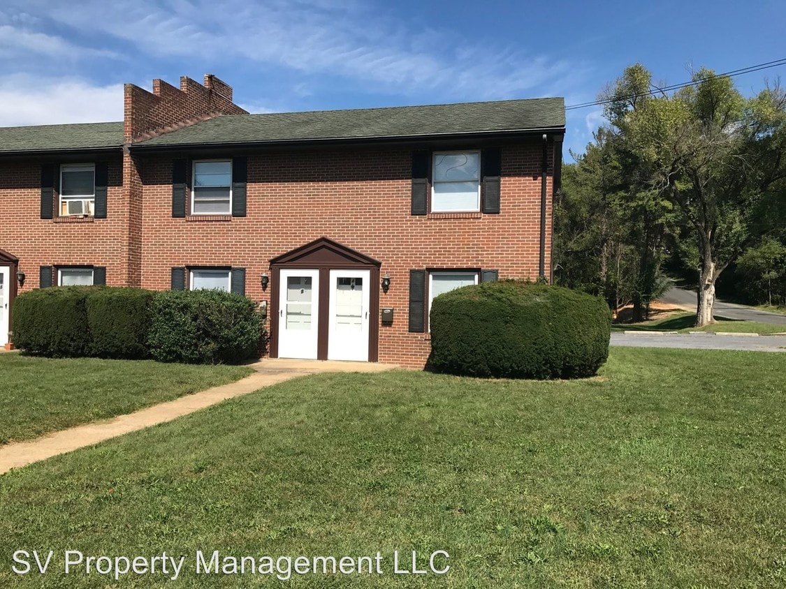 920 Shenandoah Ave, Waynesboro, VA 22980 Condo for Rent in Waynesboro