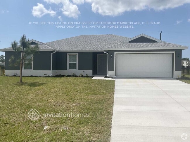 Building Photo - 16085 Overdale Ct