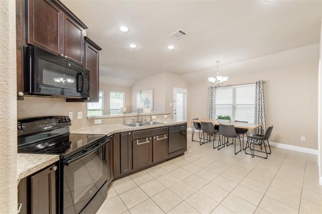 Building Photo - 1324 Riviera Dr
