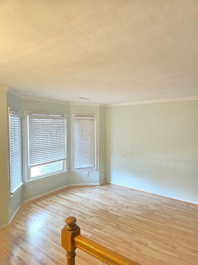 Foto del edificio - 3 Bedroom Townhouse in Virginia Beach