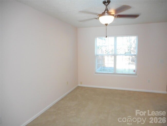 Building Photo - 9629 Elizabeth Townes Ln