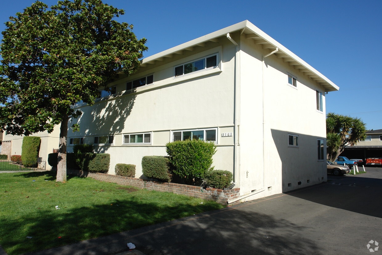 Building Photo - 3161 Cadillac Dr