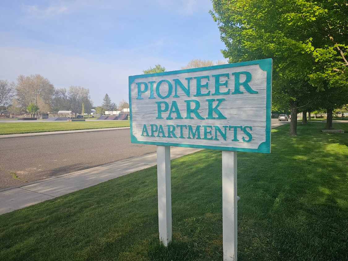 Primary Photo - Pioneer Park