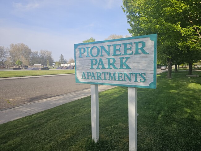Foto del edificio - Pioneer Park Apartment