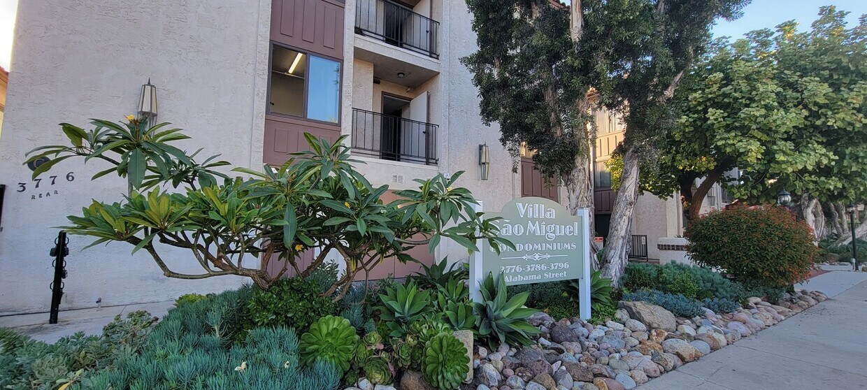 Foto principal - 1 Bedroom 1 Bath Senior community 55 & older