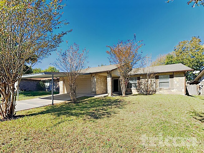 Foto del edificio - 7527 Ledgebrook Dr