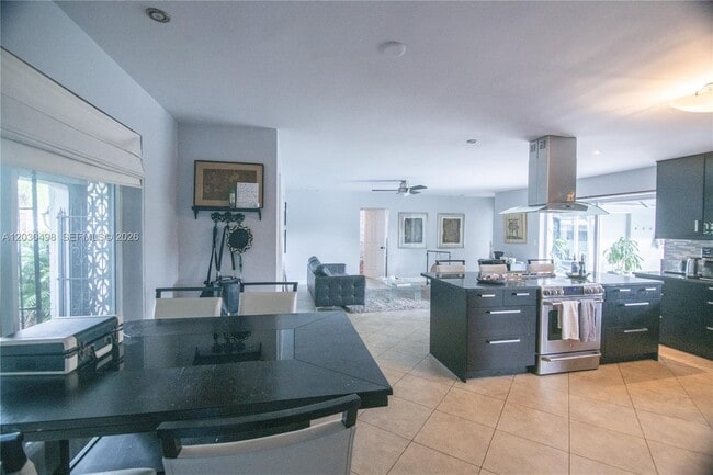 Foto del edificio - 4116 Taft St