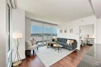 Building Photo - 300 Bowie St