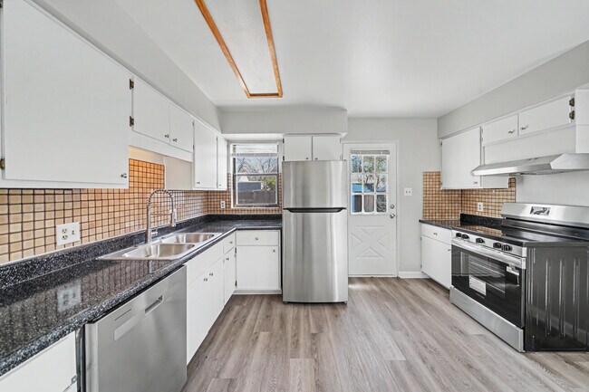 Foto del edificio - 956 Macon St