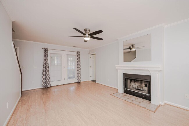 Foto del edificio - 6619 Bevington Ridge Rd