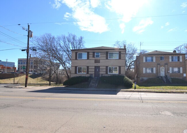 Building Photo - 2553 Williams Ave