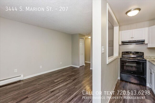 Foto del edificio - 3444 S Marion St