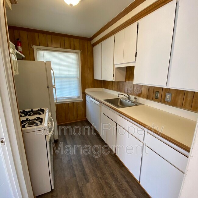 Building Photo - 20454 Norborne