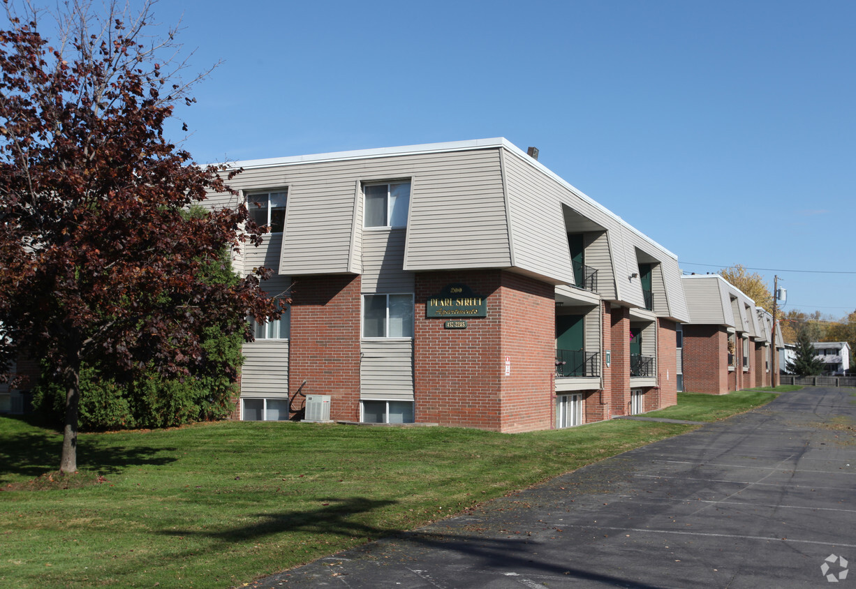 Primary Photo - Pearl Street Apartments