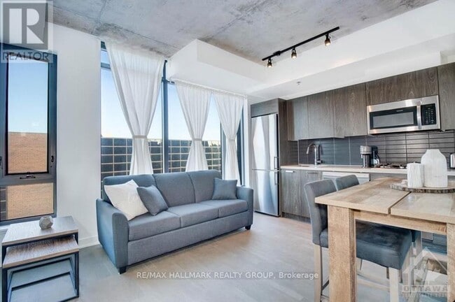 Building Photo - 203 Catherine St