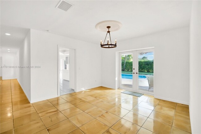 Building Photo - 14601 SW 82nd Ave