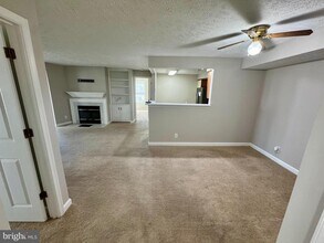 Building Photo - 3804 Ridge Knoll Ct
