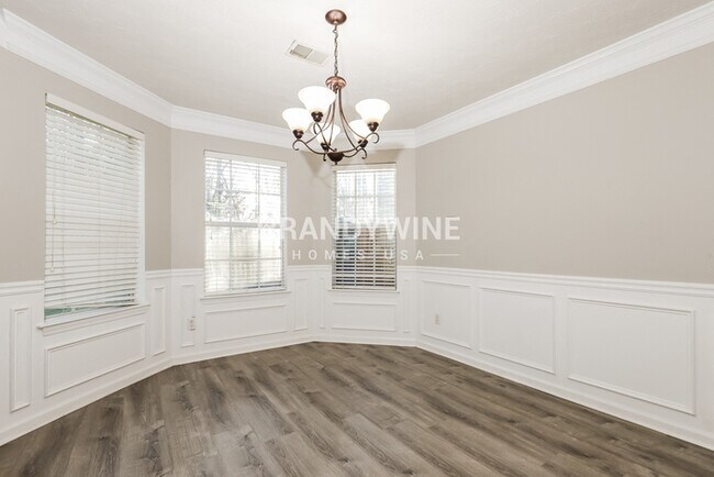 Foto del edificio - 10799 Misty Meadows Pl