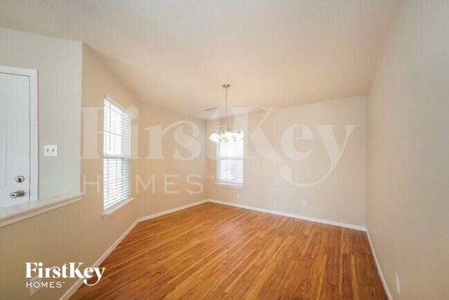 Foto del edificio - 2819 Redland Ln