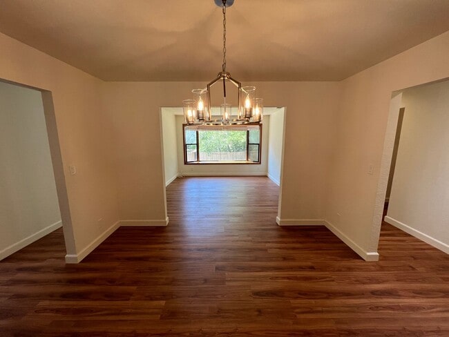 Building Photo - 8654 Thelen Ct
