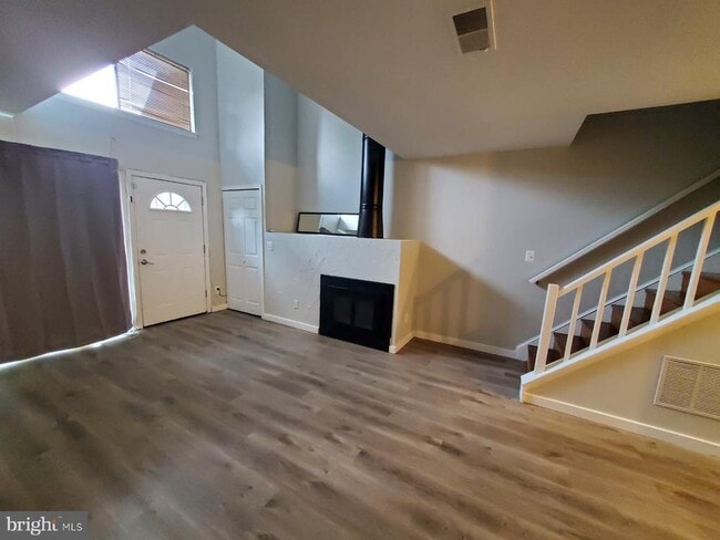 Building Photo - 8036 Pantano Pl