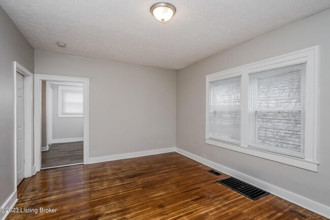 Foto del edificio - 1821 W Lee St