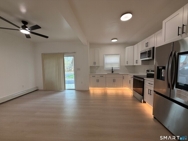 Foto del edificio - 8-12 Sterling St