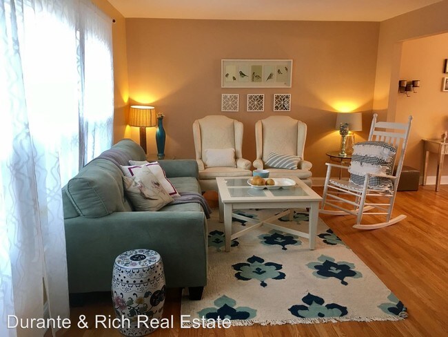 Foto del edificio - 848 Chaucer Way