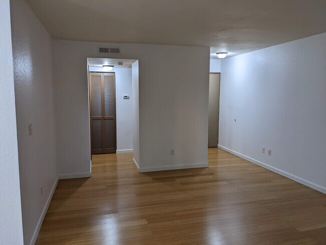 Foto del edificio - 14321 124th Ave NE